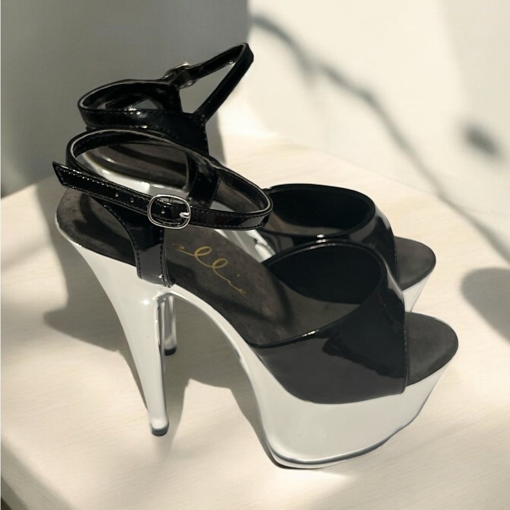Ellie High Heel Shoes.  Black Silver Stiletto Sandal Size 5.
